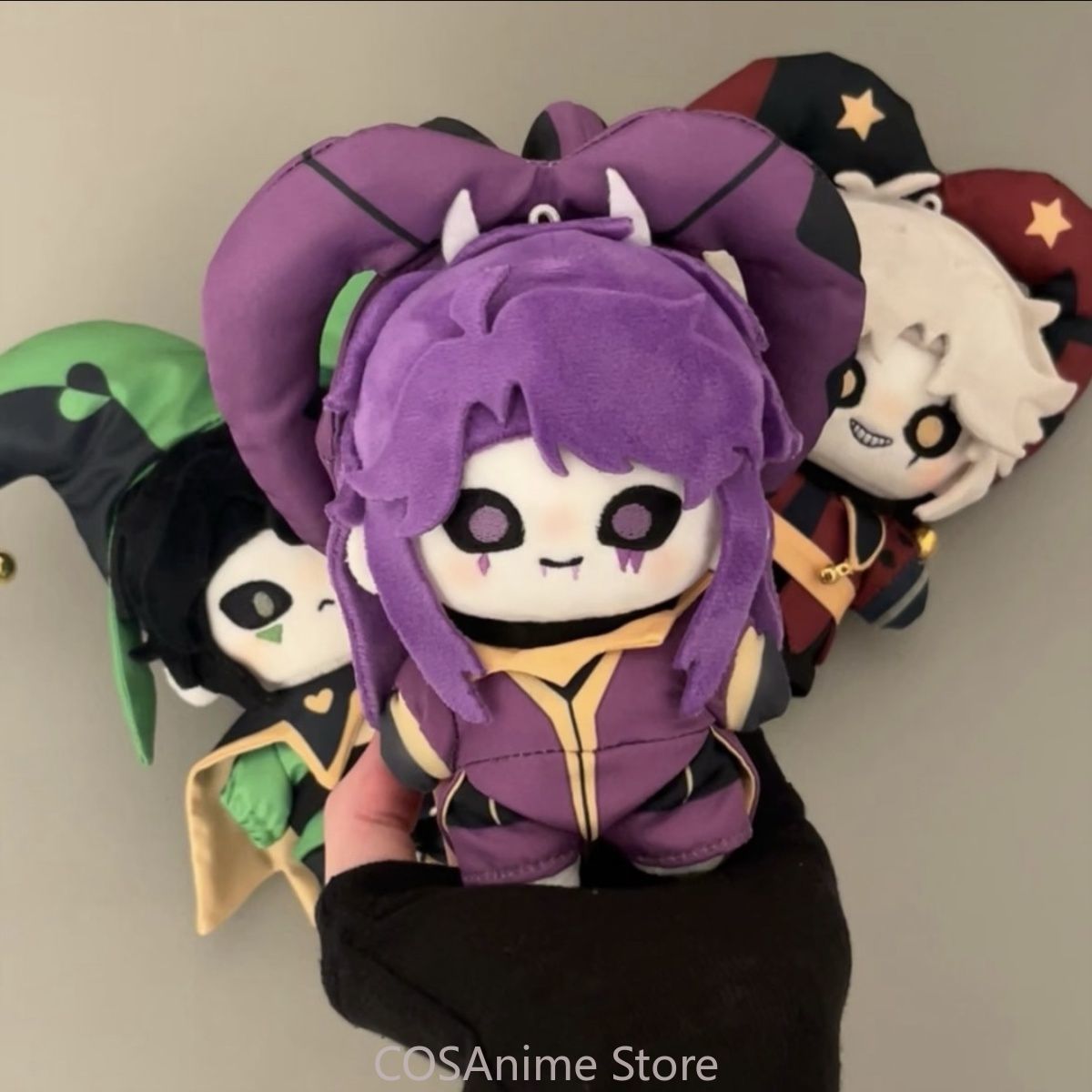 السيرك الغريب ‌   دمية بييرو ه - مراجعة Queen Anime Cosplay وسعره
